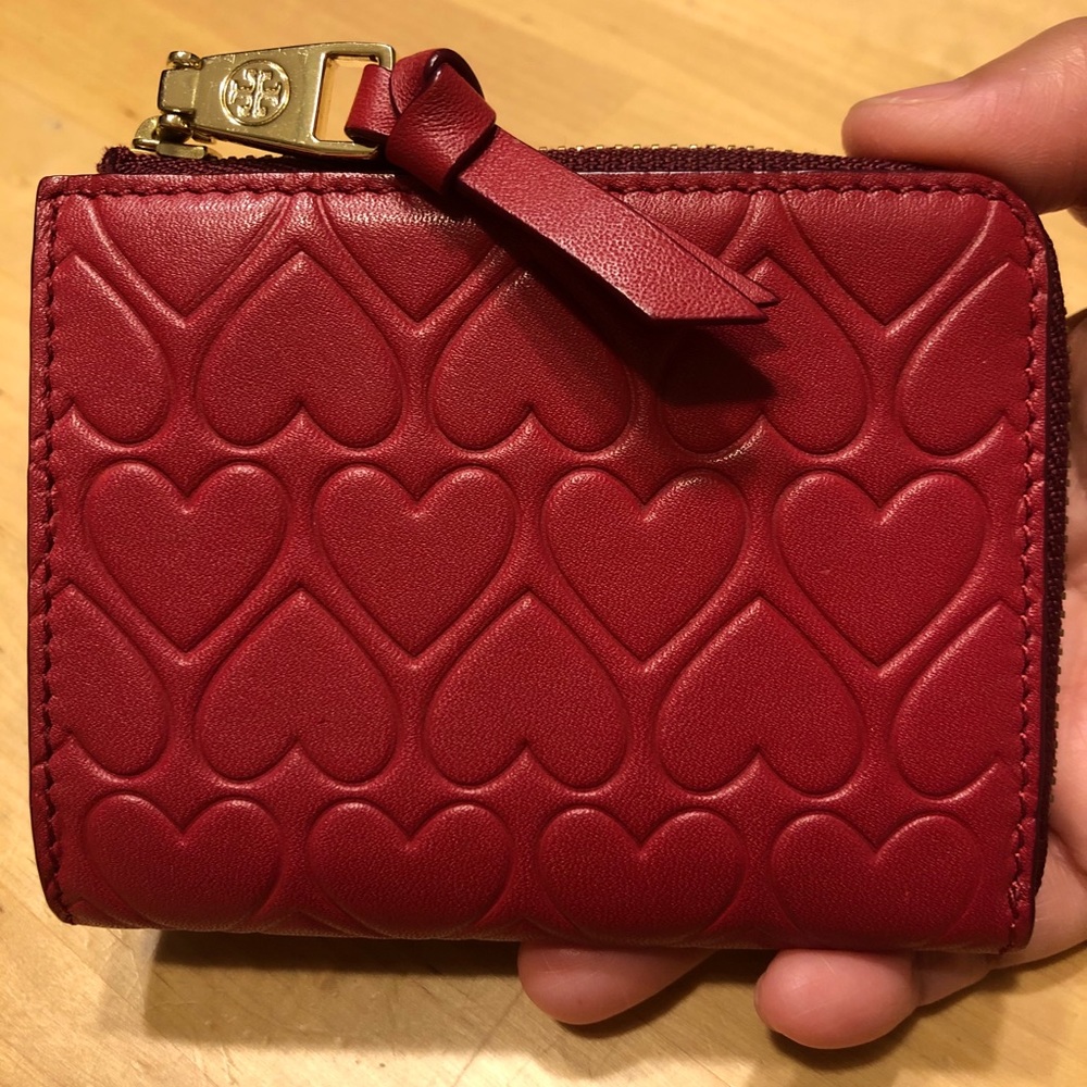 USED Tory Burch Heart-Embossed Half-Zip Coin Case